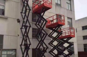 全自行式升降機(jī)