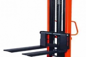 電動(dòng)堆高車